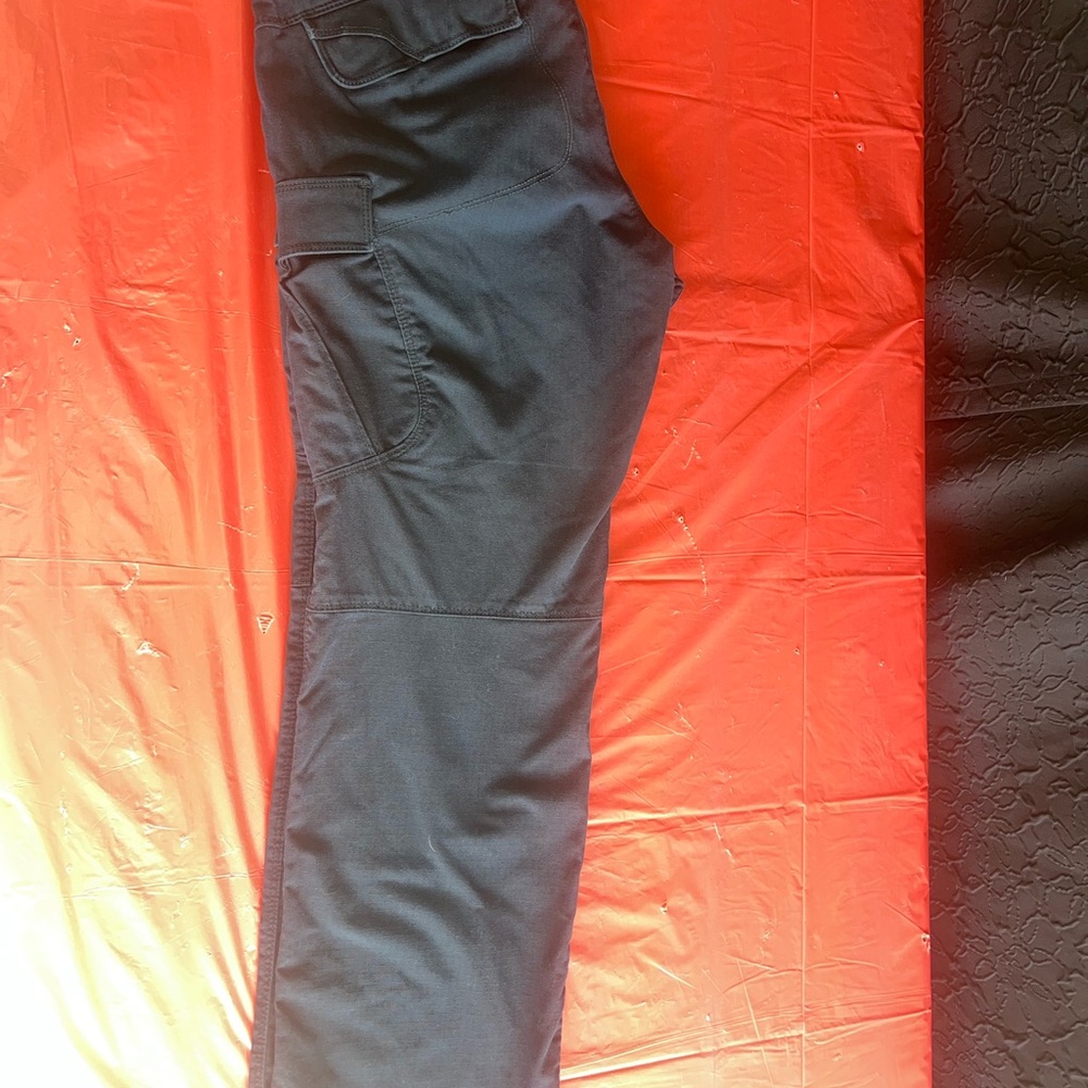 5.11 Tactical Pants Womens Size 12 Regular Navy Utility Cargo Work Outdoor - Picture 8 of 10
